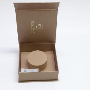 Boîtes à Bijoux Rigides Kraft Élégantes Revêtement UV Stratification Mate Gaufrage Portable Doublure Éponge Anneaux Boucles D'oreilles Petits Accessoires - Product Image 1