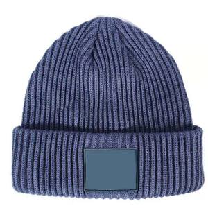 Percha Impex Fabricación Nuevo estilo Etiqueta tejida personalizada Parche Zebra-Stripe Acrílico Beanie Cap - Product Image 6