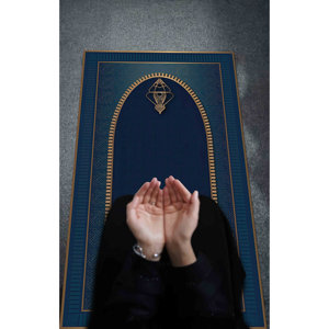 Alfombra de Oración Azul Marino: Alfombra Musulmana con Detalles Dorados, Alfombra Suave con Pelo Largo - Product Image 5