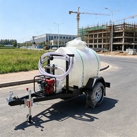 Remorque avec réservoir d'eau de 1000 litres