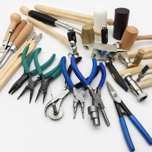 Kit d'outils de fabrication de bijoux 30 pièces pour l'artisanat DIY avec des outils de précision de haute qualité Prix de gros d'usine Vente chaude - Product Image 1