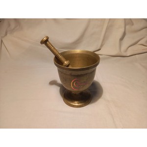 Mini mortier et pilon en laiton doré de haute qualité solide pour herbes épices vente chaude en gros de l'Inde avec matière plastique - Product Image 2