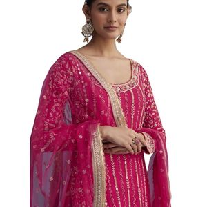 Ensemble Sharara en Georgette rose avec paillettes miroir et broderie Zardosi pour les mariages de mariée en gros et les réceptions en vrac - Product Image 4