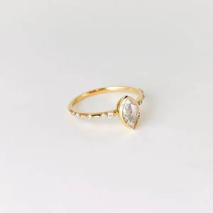 Topaze blanche naturelle Marquise coupe lunette réglage 18k plaqué or minimaliste bande bijoux de mode femmes fiançailles anneaux de mariage - Product Image 3