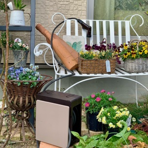 ชุดม้วนสายยางรดน้ำพลาสติก PVC สีน้ำตาล GREEN LIFE รุ่น G-Compact 10 ความยาว 10 เมตร ความจุ 3 ลิตร พร้อมหัวฉีดพ่นน้ำแบบหลายรูปแบบ - Product Image 1