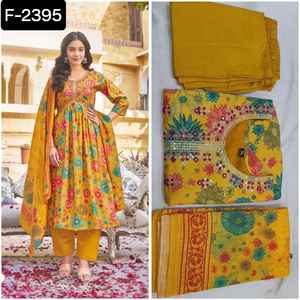 Las mujeres más hermosas usan un conjunto de Kurtis ready made con impresión digital Chanderi Dupatta de talla grande disponible en satén opaco Kurtis - Product Image 2