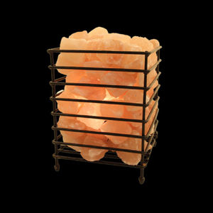 โคมไฟเกลือหิมาลัยสีชมพูสไตล์ศิลปะทางทะเล ชิ้นงานทำมือจากวัสดุออร์แกนิก แกะสลักในตะกร้า ผู้ผลิตขายส่งจากปากีสถาน - Product Image 2