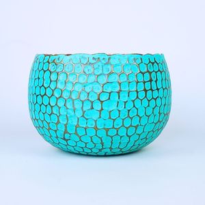 Modern High Quality Copper Bowl with Elegant Honeycomb Pattern for Serving Fruits <b>Snacks</b> or Weddings Home Decorative Trays - Product Image 4