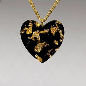 Collar luminoso de resina hecho a mano creativo al por mayor para mujer - Product Image 3