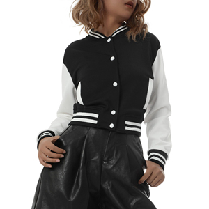 Veste varsity courte pour femme avec logo personnalisé imprimé, broderies en chenille de haute qualité, patchs brodés, coton matelassé respirant, nouvelle collection hiver - Product Image 3