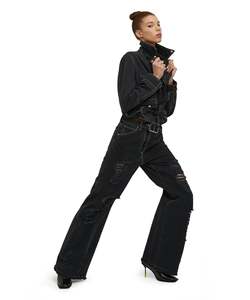 Chaqueta vaquera negra lavada para mujer con cremallera asimétrica, botones y bolsillos con cinturón, personalizada OEM, a la moda, para todas las estaciones - Product Image 3