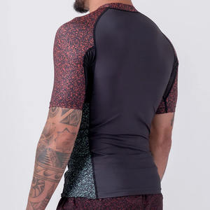 Venta al por mayor en blanco OEM manga corta sublimación completa impresa Rashguard personalizado impreso Rash Guard para hombres - Product Image 4