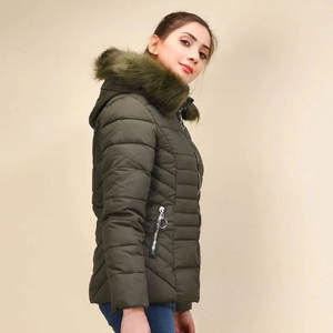 High Street Best Quality Women Puffer Jacket Último estilo Precio bajo Mujeres Bubble Jacket con sus etiquetas de etiqueta privada - Product Image 5