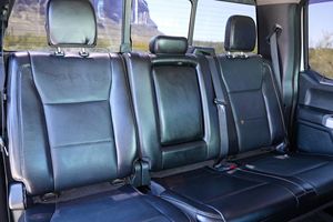 รถฟอร์ด F-450 ซูเปอร์ดิวตี้ ลาริเอท 4x4 ปี 2018 มือสอง พวงมาลัยซ้าย/ขวา - Product Image 3