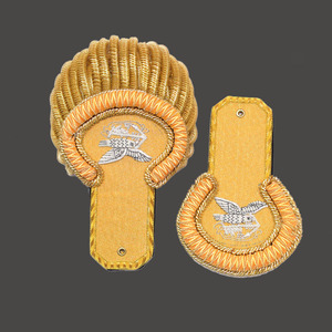Venta caliente Charreteras de hombro para hombre lingotes de algodón hecho de la mejor calidad Charreteras de hombro para la venta hechas en Pakistán - Product Image 1