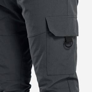 Pantalones cargo de poliéster para hombres con estilo con material transpirable y ajuste cómodo para usar durante todo el día - Product Image 4