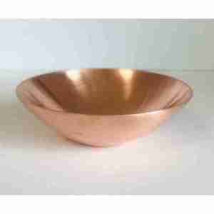 Tazón para mezclar de cobre de alta calidad de Venta caliente con soporte Calidad de exportación de metal pulido para la preparación de huevos para acampar - Product Image 4