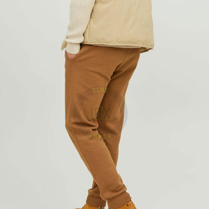 Venta al por mayor de ropa deportiva de peso ligero Joggers de invierno a prueba de viento Hombres Joggers para la venta en línea - Product Image 4