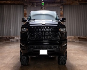 2024 R M 1500 Big-Horn Crew Cab AWD, Volante a la Izquierda, Cuero, Caja de Cambios Automática, Cámara Trasera, Motor Inteligente, Techo Panorámico, Aleación de Aluminio - Product Image 1