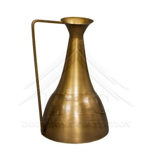 Vase à fleurs en métal côtier à la mode fer moderne élégant de conception unique pour les dessus de table et les manteaux de mariage - Product Image 2