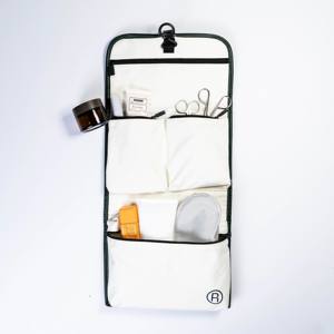 กระเป๋าเก็บเครื่องสำอางโพลีเอสเตอร์มีซิปหนัง PU และ PVC คุณสมบัติการเดินทางสำหรับผู้หญิงโลโก้แบบกำหนดเอง - Product Image 4