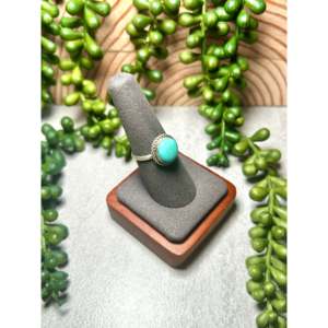 Navajo-Made Fine Jewelry Kingman Turquoise & Sterling <b>Silver</b> <b>Statement</b> <b>Ring</b> Size 7.5 for Everyday Wear - Product Image 2
