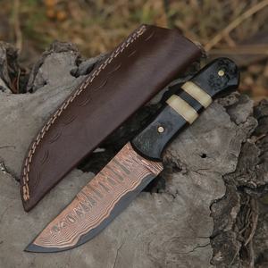 Europe Trending MORTAL SAGA MS-HK-0004 Couteau de chasse en acier damas pour collectionneurs Lame en cuivre Incrustations d'os en corne de buffle noire - Product Image 6