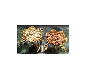 Tazón de frutas secas de latón, soporte de hojas y diseño moderno de 2 tazones para dulces y chocolates, sirve tazones de frutas secas - Product Image 1