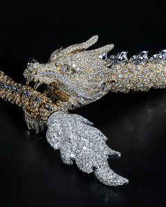 Collier Dragon Mordant sa Queue en Argent 925 de Haute Qualité avec Pierre VVS, Bicolore, Luxueux, Bijou Dragon Sertie de Pierres, Fabrication Personnalisée - Product Image 6