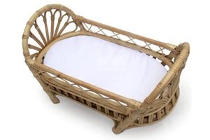 Cama de Muñecas de Ratán Arcoíris - Product Image 4