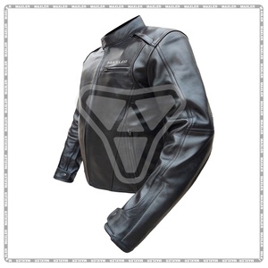Chaqueta de Motociclista Estilo Slim Fit para Hombre en Cuero Genuino Negro con Bolsillos con Cremallera, Abrigo Informal, Suministro ODM - Product Image 2