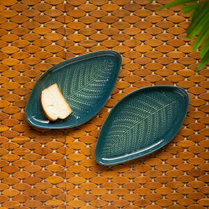 Juego de 2 platos de cerámica verde mar para bodas y festividades de Diwali - Product Image 1