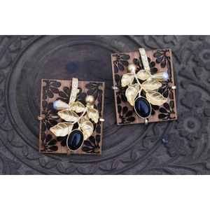 Bijoux en bois treanding fait à la main en laiton plaqué or pierre en bois boucles d'oreilles ethniques pour les filles et les femmes - Product Image 5