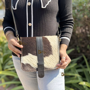 Best-seller Sac à main en cuir de vachette Gypsy Bohemian Vintage Western Sling Bag Multi-Use Messenger Bag Leopard Pattern - Product Image 1