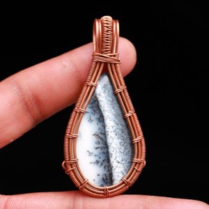 Pendentif artisanal en fil de cuivre et opale dendritique, pierre naturelle en forme de poire, chaîne à maillons en alliage de zinc, collier de guérison, pour mariage - Product Image 2