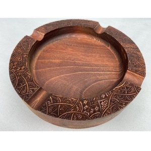 Cenicero de madera duradero con alta resistencia al calor, ideal para ambientes de salón de fumar en interiores y exteriores - Product Image 4