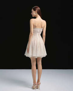 Robe de soirée mini scintillante de luxe, silhouette en A, avec des paillettes florales 3D, fabriquée au Vietnam, fabrication OEM ODM, commande personnalisée - Product Image 4