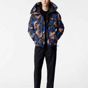 Al por mayor, Chaqueta con capucha unisex de calidad premium, negra, brillante, de lona y nailon, cálida para invierno, impermeable, con calefacción, rellena de algodón y logotipo frontal - Product Image 3