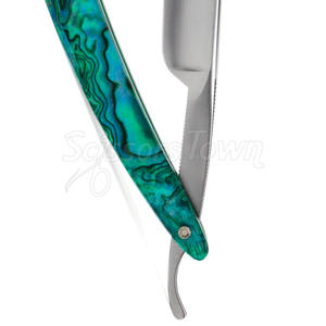 Rasoir droit de qualité supérieure avec poignée durable et logo personnalisé et lame de précision pour barbiers - Product Image 6