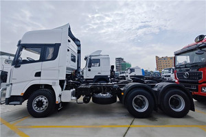 Camion tête motrice Shacman X3000 6x4, modèle 2026, parfaitement utilisé - Product Image 4