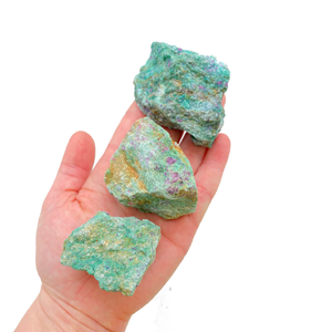Rubis de pierre en fuchsite Cristal de guérison reiki naturel brut brut Grossiste en cristal de pierres précieuses brutes non polies Crystal Reiki Agate - Product Image 4