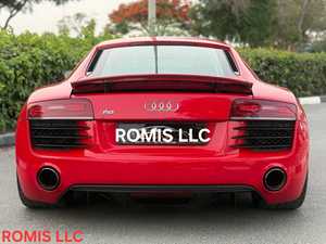 อาวดี้ R8 คูเป้ สีแดง 4 ที่นั่ง ไฟหน้า LED ภายในหุ้มหนัง เครื่องปรับอากาศอัตโนมัติ เบาะไฟฟ้า ยาง R20 พวงมาลัยซ้าย TPMS - Product Image 6