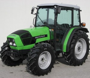 New and Used Deutz-Fahr Agrolux 65 Heavy Duty Diesel Farm Tractor with Three Point Hitch for Soil <b>Cultivation</b> - Product Image 2