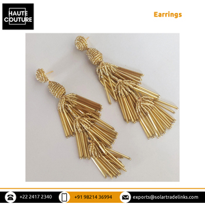 Taille et couleur personnalisées possibles pour les boucles d'oreilles longues fabriquées à la main avec des glands de perles tubulaires pour les tenues de soirée des femmes - Product Image 4