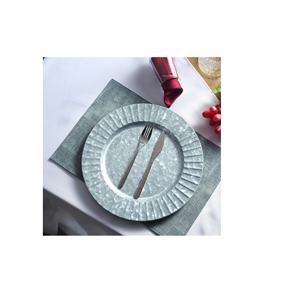 Plato cargador de diseño único diseño atractivo hecho a mano al por mayor plato para servir vajilla de forma redonda elegante debajo del plato - Product Image 4