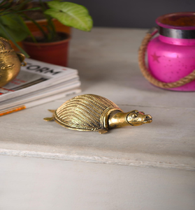 Detailed Brass Parrot <b>sculpture</b>, a vibrant piece for any collection. Available at wholesale prices. - Product Image 4