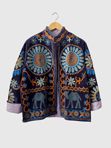 Veste en velours brodée à fleurs à col mandarin et manches longues, taille plus, vêtements d'automne pour femmes - Product Image 1