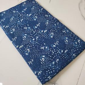 Telas Personalizadas Diseñadas para Proyectos Textiles Creativos que Ofrecen Opciones de Materiales Versátiles con Adaptabilidad de Textura Superior - Product Image 2