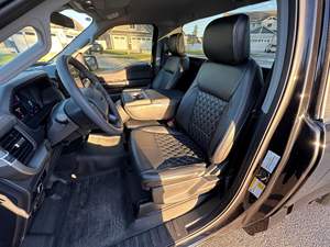 F-150 XL 4x4 2024, V8 suralimenté, 4 roues motrices - Product Image 5