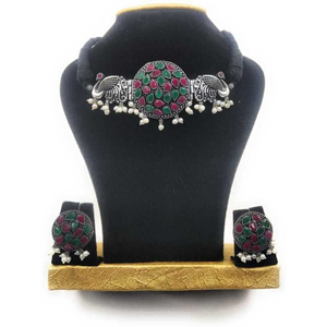 Multicolor Kundan <b>Choker</b> for Wedding Occasions - Product Image 1